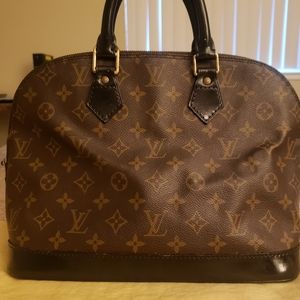 AUTHENTIC LOUIS VUITTON ALMA BAG